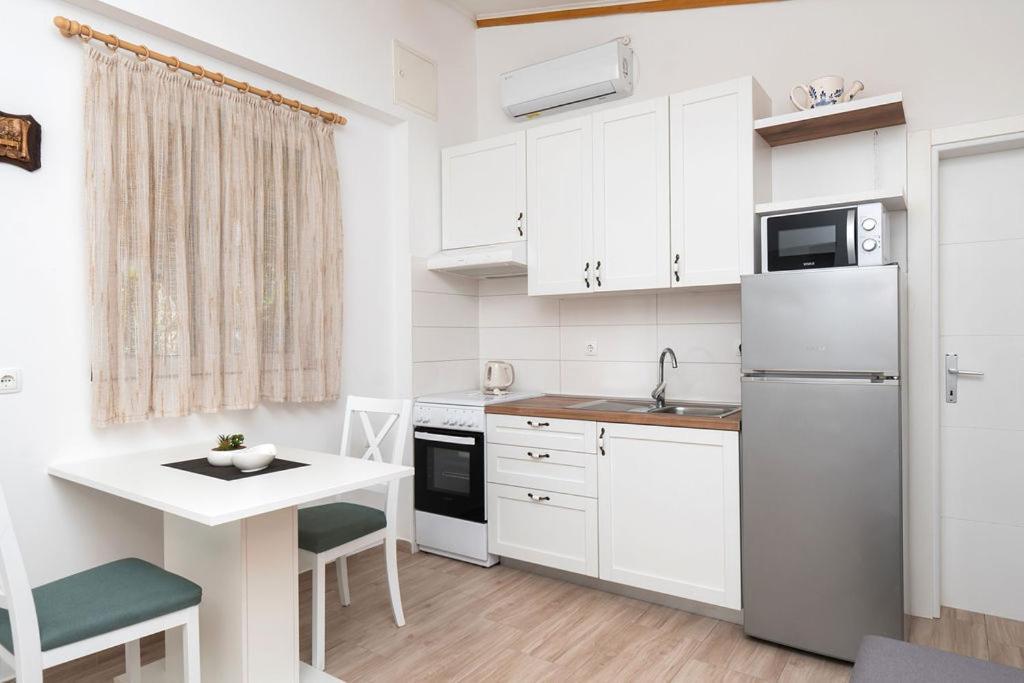 Apartments Janjac Vodice Exterior foto