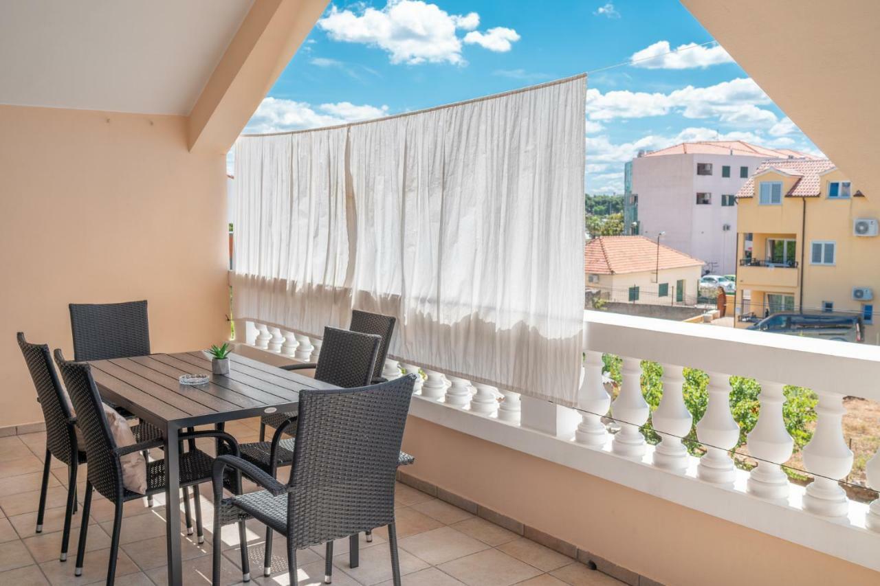 Apartments Janjac Vodice Exterior foto